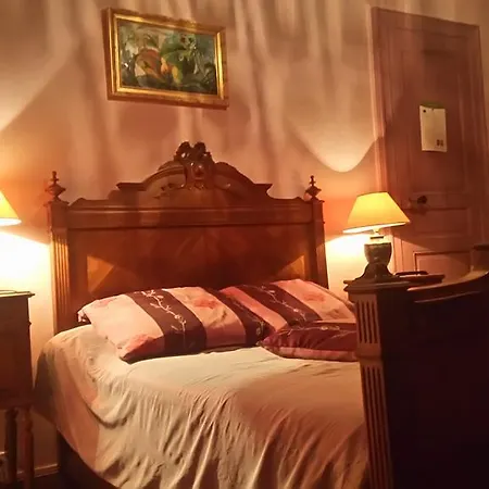 Bed & Breakfast Chambres D'hotes Chateau De Serans - Atelier Balias