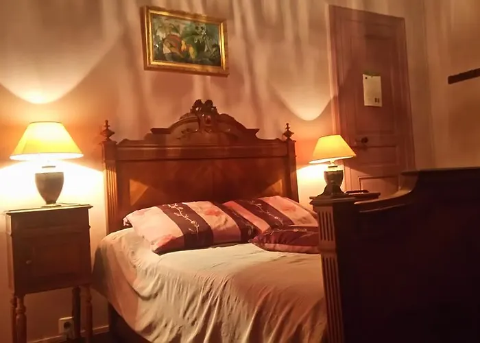 Bed & Breakfast Chambres D'hotes Chateau De Serans - Atelier Balias